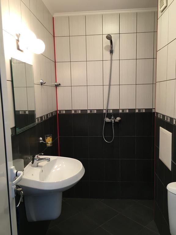 נסבר Adonai Apartments מראה חיצוני תמונה